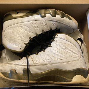 AIR JORDAN 9 RETRO 'STATUE' Gold and White